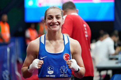 3 milli boksör Akdeniz Oyunları'nda yarı finalde