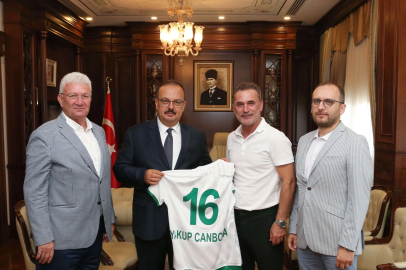 Bursaspor’dan, Vali Yakup Canbolat’a ziyaret