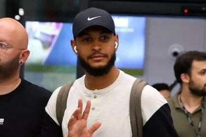 Joshua King, İstanbul’a geldi