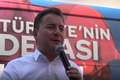 Babacan: Avrupa'yı gezebilen gençler, şimdi otobüs biletine muhtaç oldu