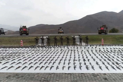 Pençe Kilit Operasyonu... 1043 adet silah ele geçirildi