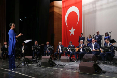 Türkülerle Cumhuriyet coşkusu