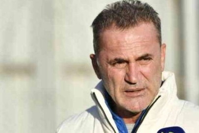 Tahsin Tam istifa etti