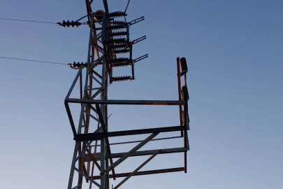 Hırsızlar sulamada kullanılan trafonun yağını çaldılar