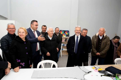 Turgay Erdem, Kurtuluş Mahallesi’nde vatandaşı dinledi