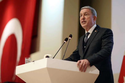 Bakan Akar: Yapılması gereken ne varsa Mehmetçik onu yapıyor