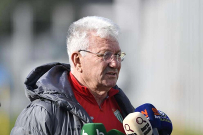 İsmail Ertekin: "Bursaspor ilk yarıdan daha iyi olacak