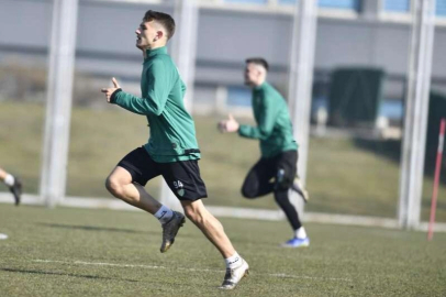 Bursaspor dar alanda çift kale maç yaptı