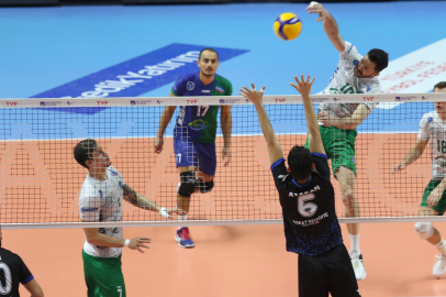 Bursa Büyükşehir Belediyespor sahasında Tokat Belediye Plevne’yi set vermeden geçti