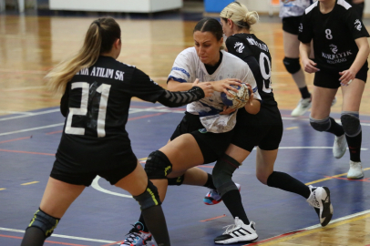 Büyükşehir Belediyespor Hentbol Karaman deplasmanında