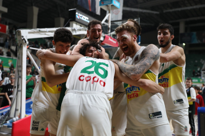 Frutti Extra Bursaspor 74-63 Ayos Konyaspor