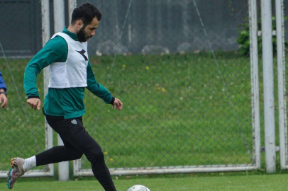 Bursaspor’da, çalışmalar devam ediyor