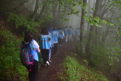 GENÇLER ‘DOĞA’ İÇİN YÜRÜDÜ