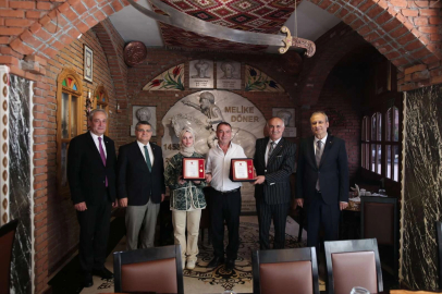 Bursalı Dönerciden Mehmetçiğe Destek