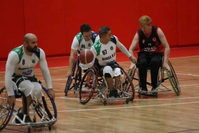 Bursa Büyükşehir, sporda tüm branşlarıyla zirveye oynuyor