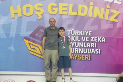 Türkiye akıl ve zeka oyunlar şampiyonu Bursa'dan