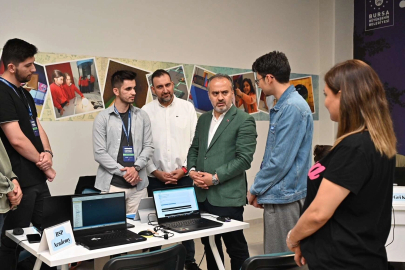 Gençler, depreme dirençli Bursa için yarıştı.