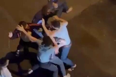 Sokak ortasında sopalı kavga