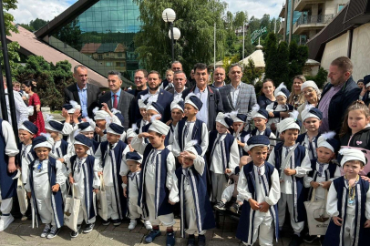 Osmangazi'den sınırlar ötesinde toplu sünnet şöleni