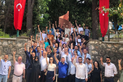 Zafer partisi teşkilatlarından şehitlerimize ziyaret