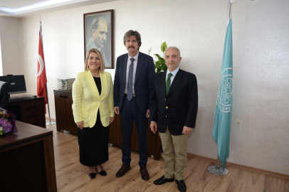 BUÜ Tıp Fakültesi'nin ilk kadın dekanı görevi devraldı