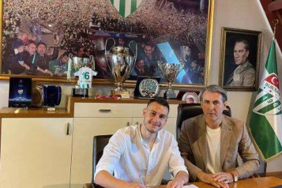 Bursaspor'da o isimle bir sene daha