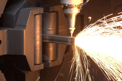 Bursa'da metal ve ahşap mobilya üretip yüzde 95'ini ihraç ediyor