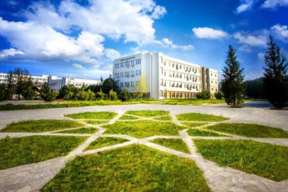 Üniversite tercih sürecinde öğrencilere akademik tavsiye