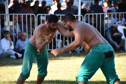 İznik'te güreş şöleni