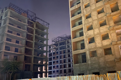 Merdiven boşluğunda 17 yaşında çocuk cesedi bulundu