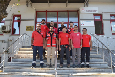 Bursa UMKE Libya'da sel felaketinin yaralarını saracak