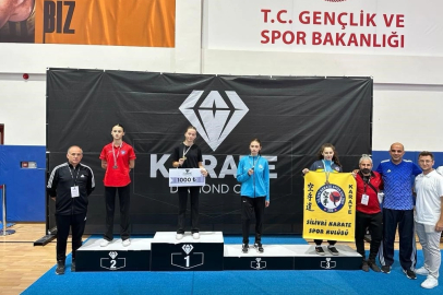 Nilüferli karatecilerden 1 altın 2 bronz madalya