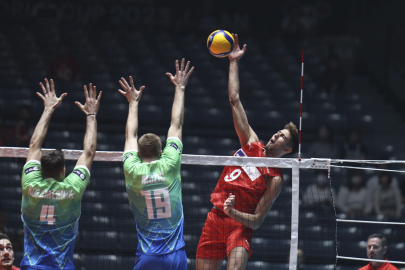 Filenin Efeleri, Slovenya'ya mağlup oldu