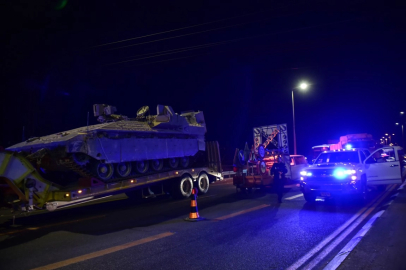 Gazze sınırına askeri yığınak sürüyor