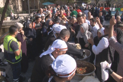 Bursa'da et dürüm izdihamı