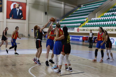 Potada sessiz şampiyona başladı