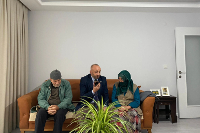 Nazmiye Nine’ye Ahmet Eraslan’dan ziyaret