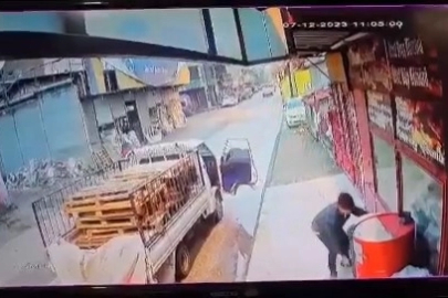 Birisi soba, diğeri alet çantası çaldı