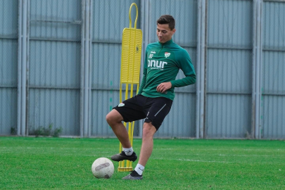 Bursaspor hazırlıklarını çift kale maç ile sürdürdü