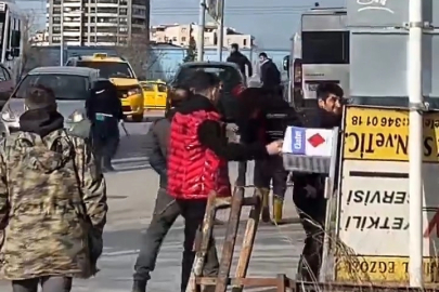 Bursa'da iki gruptan sopalı meydan muharebesi