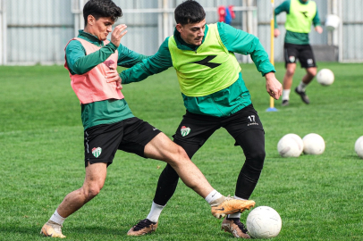 Bursaspor taktik antrenman yaptı