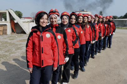 Hem belediyede çalışıyor hem hayat kurtarıyorlar