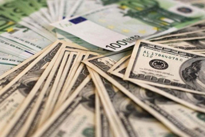 Serbest piyasada döviz fiyatları