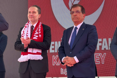 Fatih Erbakan’a Bursa’da Büyük İlgi