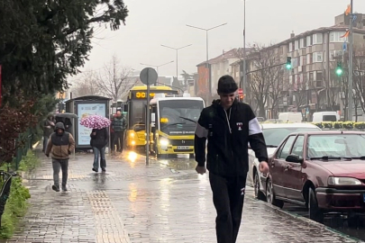 Bursa’da şiddetli yağmur hayatı olumsuz etkiledi