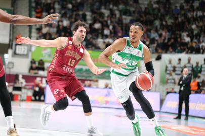 Bursaspor İnfo Yatırım Direnemedi: 65-81
