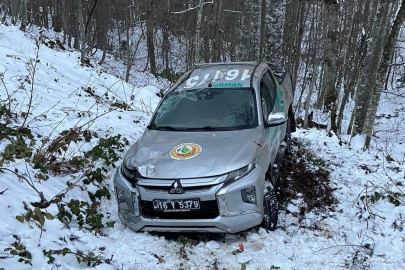 Kontrolden çıkan kamyonet şarampole yuvarlandı! 5 kişi yaralandı