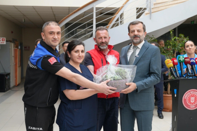 Gürsu Belediyesi’nde başkana coşkulu karşılama