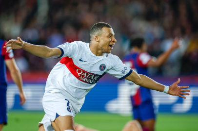 Mbappe, Shevchenko ve Ibrahimovic’i yakaladı