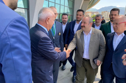 Bursaspor Kongresine Siyasetten Yoğun Destek